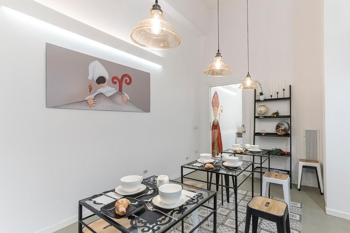A Misura Duomo Rooms & Apartment - Ls Accommodations Napoli Esterno foto