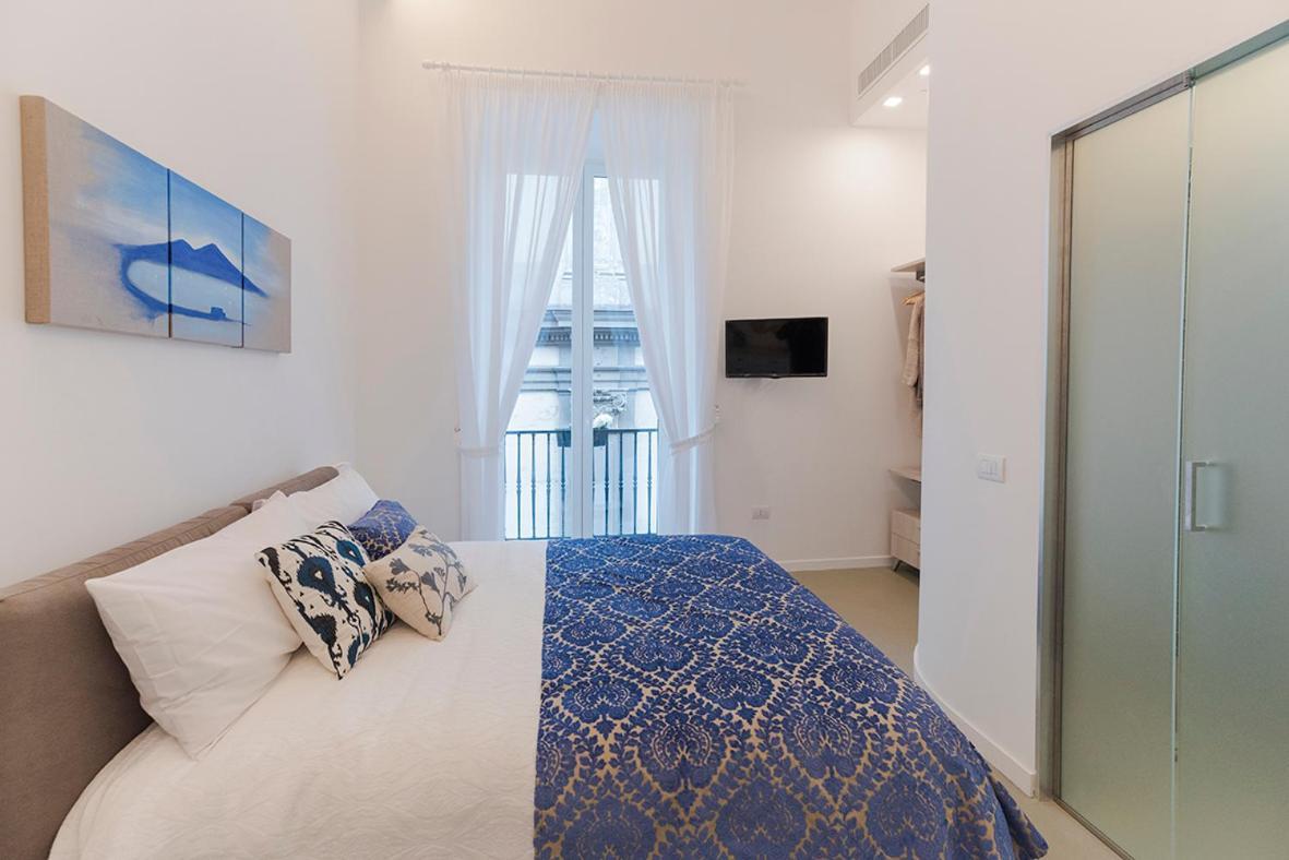 A Misura Duomo Rooms & Apartment - Ls Accommodations Napoli Esterno foto