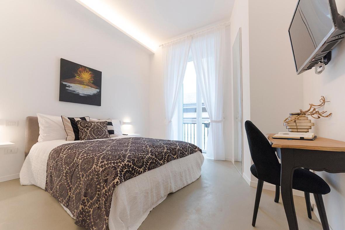 A Misura Duomo Rooms & Apartment - Ls Accommodations Napoli Esterno foto