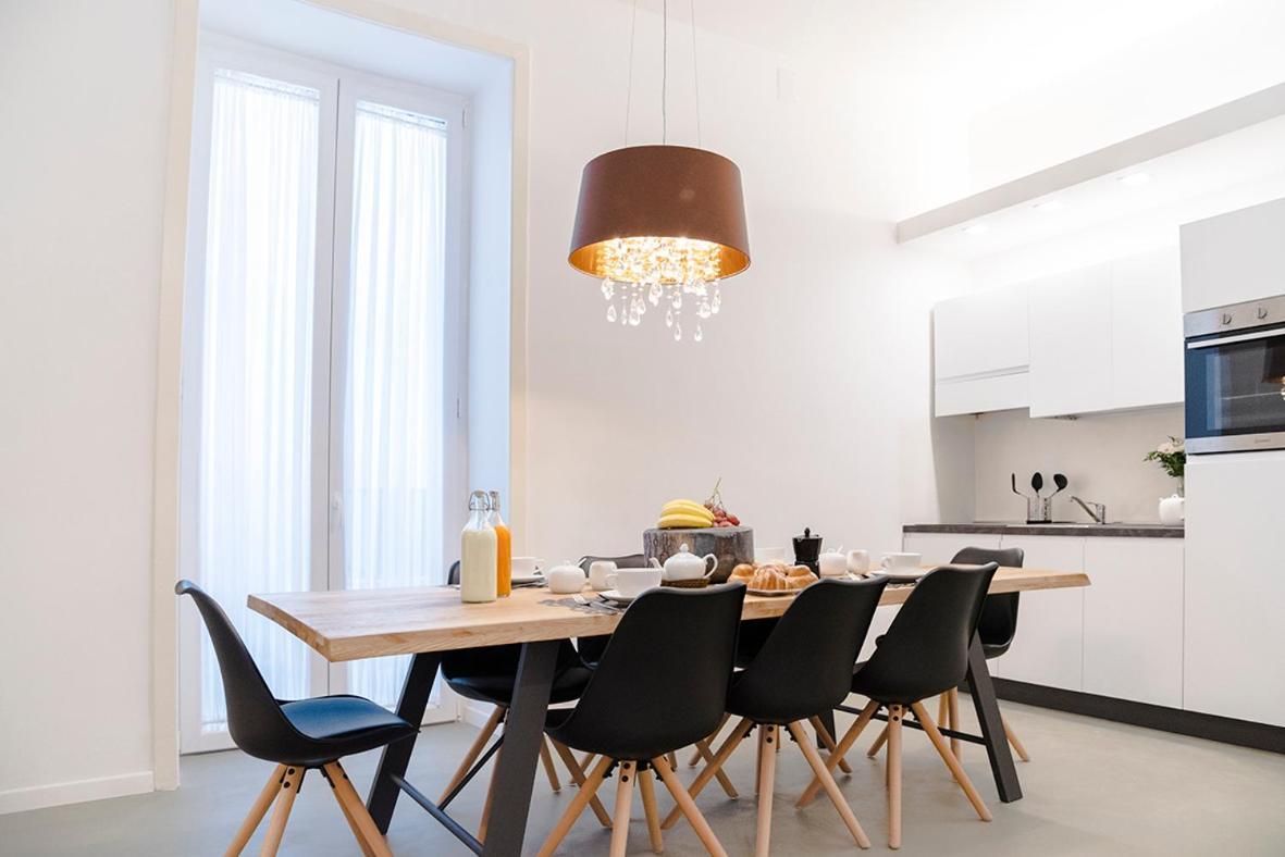 A Misura Duomo Rooms & Apartment - Ls Accommodations Napoli Esterno foto