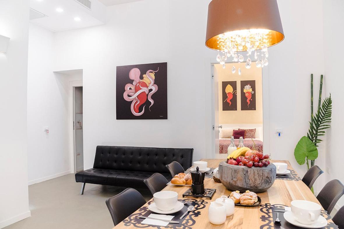 A Misura Duomo Rooms & Apartment - Ls Accommodations Napoli Esterno foto