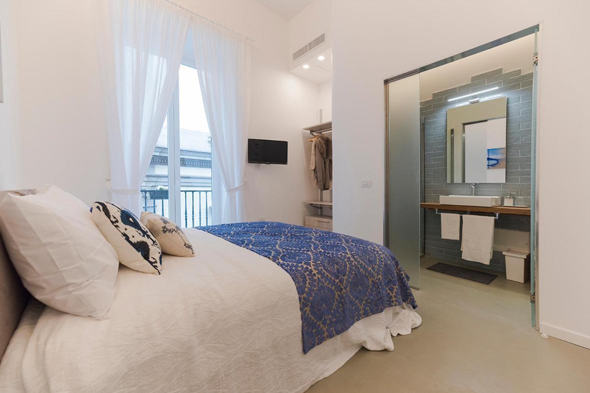 A Misura Duomo Rooms & Apartment - Ls Accommodations Napoli Esterno foto