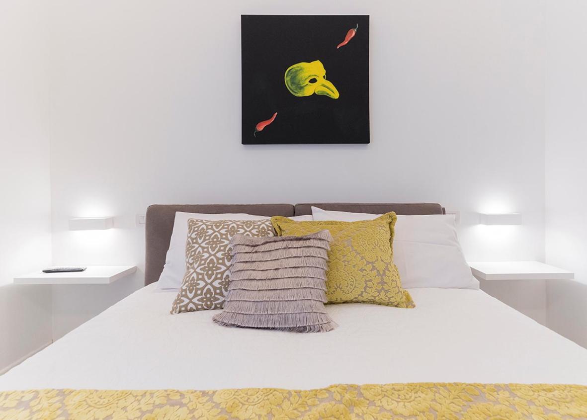A Misura Duomo Rooms & Apartment - Ls Accommodations Napoli Esterno foto