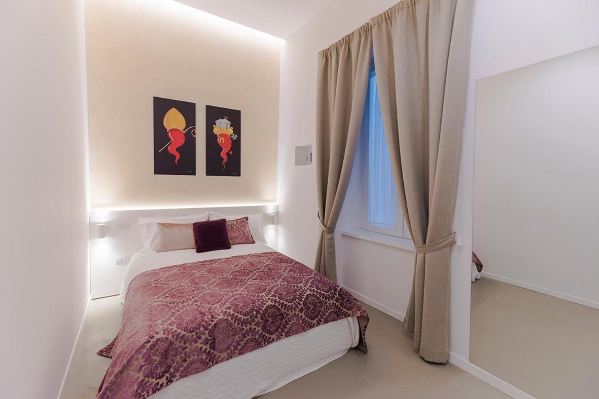A Misura Duomo Rooms & Apartment - Ls Accommodations Napoli Esterno foto